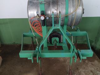 SUBSOLADOR INYECTORA DE ABONO LIQUIDO DE 100 L