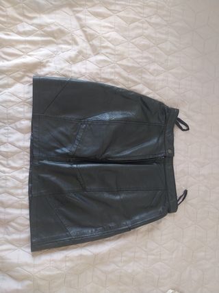 Falda de cuero natural talla 38