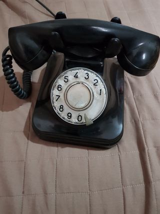 teléfono antiguo baquelita