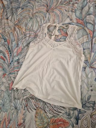 Tops color champagne. Talla S. Marca oneill