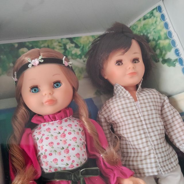 PRECINTADO Nancy y Lucas colección