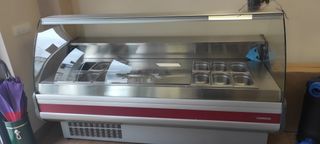 Conjunto Vitrina caliente o refrigerada y neutro