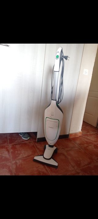 Aspiradora kobold VK200 funciona perfectamente