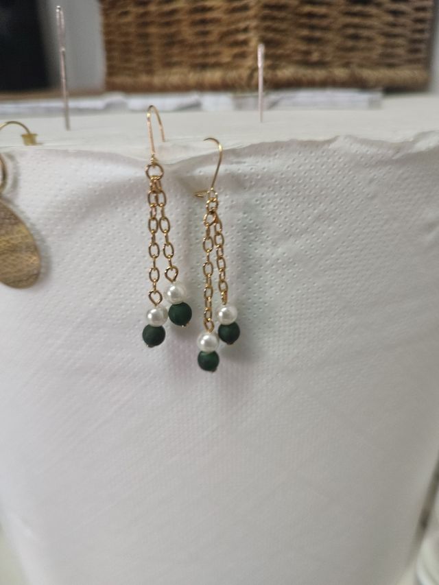 dos pares de pendientes nueva