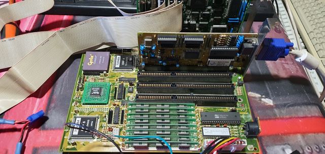 placa base opcional procesador y ram Cyrix retro