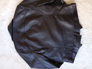 Chaqueta de cuero sintético