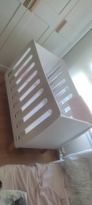 Cuna bebe marca MICUNA