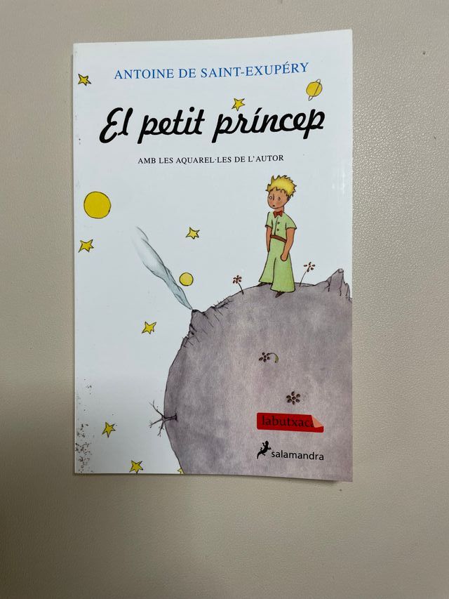 Libro "El petit príncep"