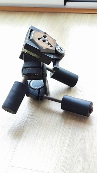 trípode manfrotto 075 profes + rotula 136 o 029