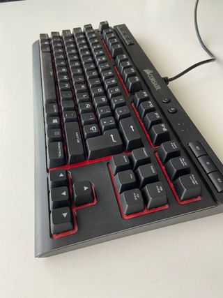 TECLADO GAMING CORSAIR K63