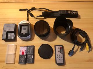 Sony DSC-H9 + EXTRAS