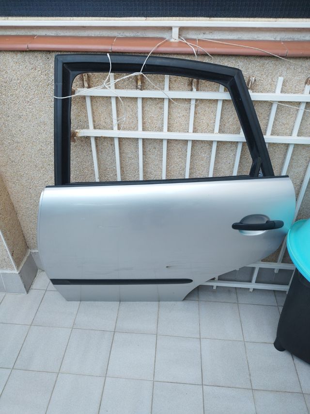 Puerta Seat Ibiza 6l