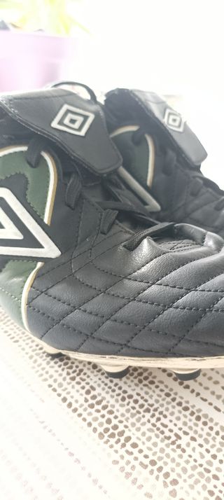 Botas de fútbol Umbro