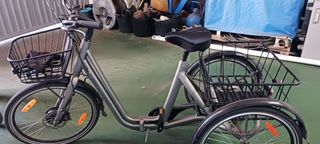 Bicicleta 3 ruedas eléctrica