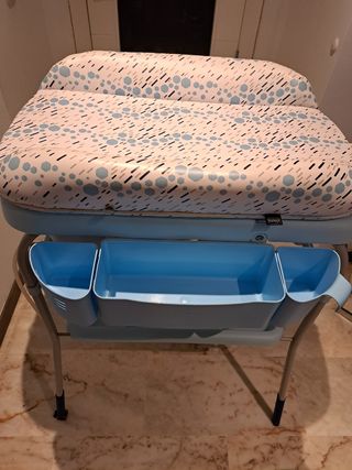 Bañera con cambiador
