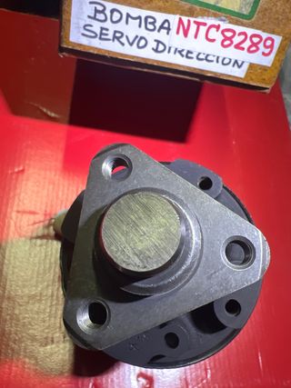 NTC8289 Bomba servodireccion Range Rover classic