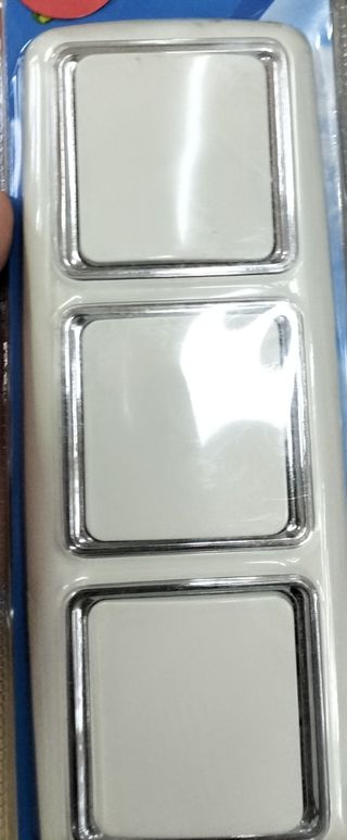 Tres interruptores triples.