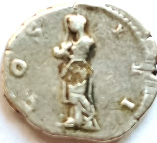 Adriano, Denario de Plata del 117 al 138 D. C.