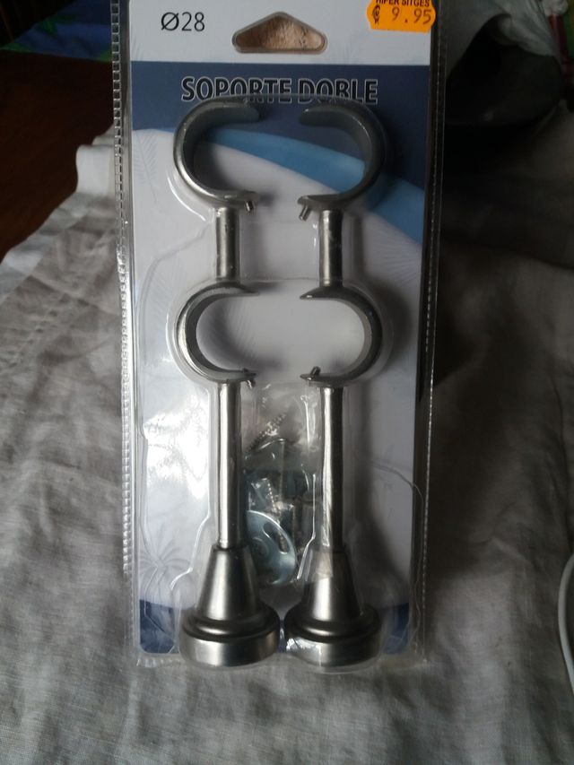 Barra cortina con soportes