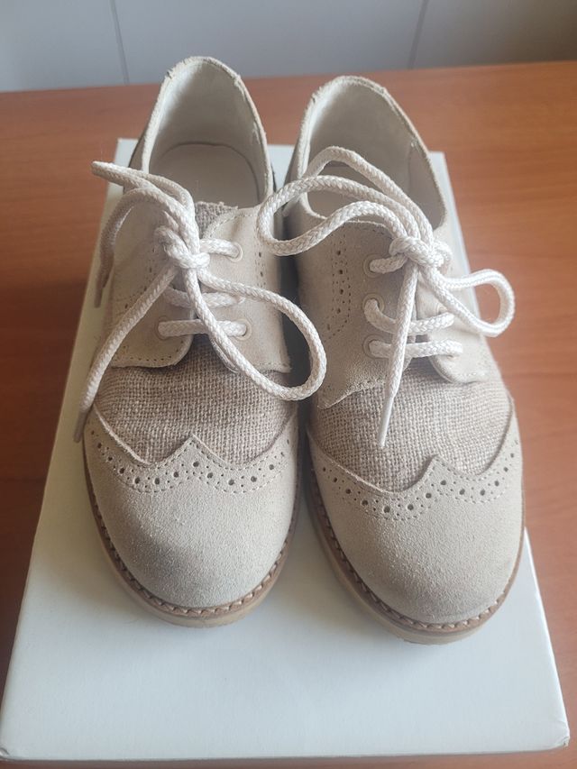 sapatos de comunhão bege para rapazes