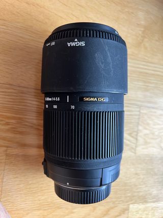 Nikon 3400D 18-55VR + Sigma 70-300 OS + funda