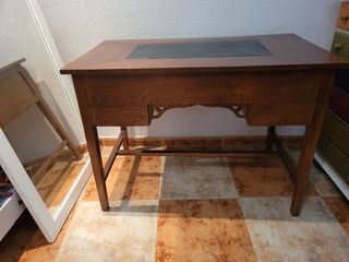 Mesa escritorio antigua