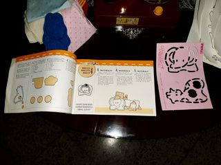 MAQUINA DE COSER DE JUGUETE MARCA ROMAN