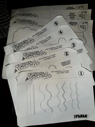 MAQUINA DE COSER DE JUGUETE MARCA ROMAN