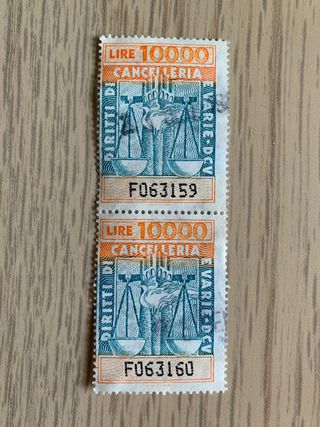 2 francobolli 10000 Lire Diritti Di Cancelleria