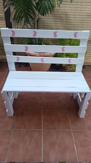 banco hecho de palet