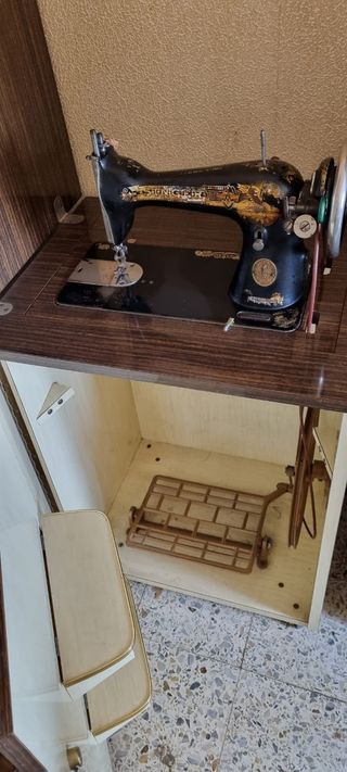 Maquina coser antigua SINGER