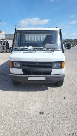 CAMIÓN MERCEDES 3.500 KG CAJA ABIERTA REF: C-3233