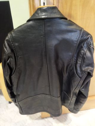 Cazadora de cuero Harley Davidson