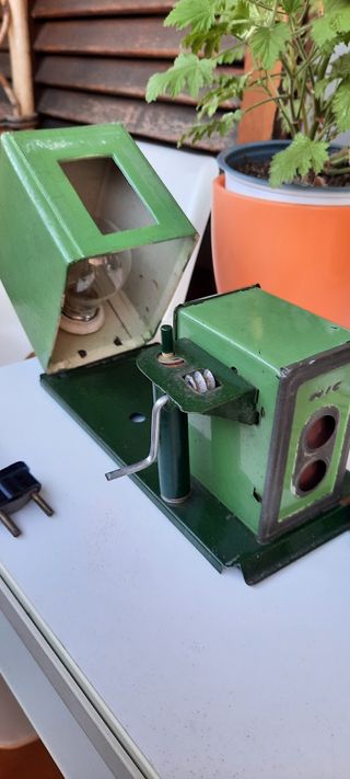 Proyector de juguete NIC