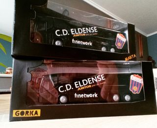 Replica buses a pedido color a elegir metal unico