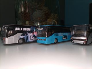 Replica buses a pedido color a elegir metal unico