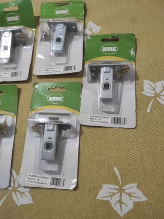 PICAPORTE AMIG. MOD6 35MM LATONADO  x 2€ CADA UNO.