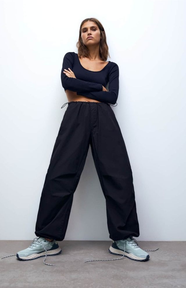 Pantalón Parachute Loose Fit - Pull & Bear