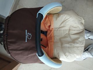 Maxicosi bebe confort, con funda abrigo y funda ll