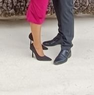 Tacones con abertura lateral