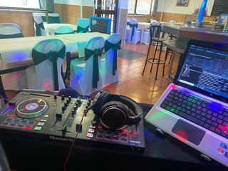 SONIDO, ILUMINACIÓN & DJ ANIMADOR EN VIVO