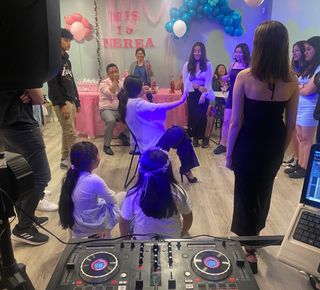 SONIDO, ILUMINACIÓN & DJ ANIMADOR EN VIVO