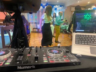 SONIDO, ILUMINACIÓN & DJ ANIMADOR EN VIVO