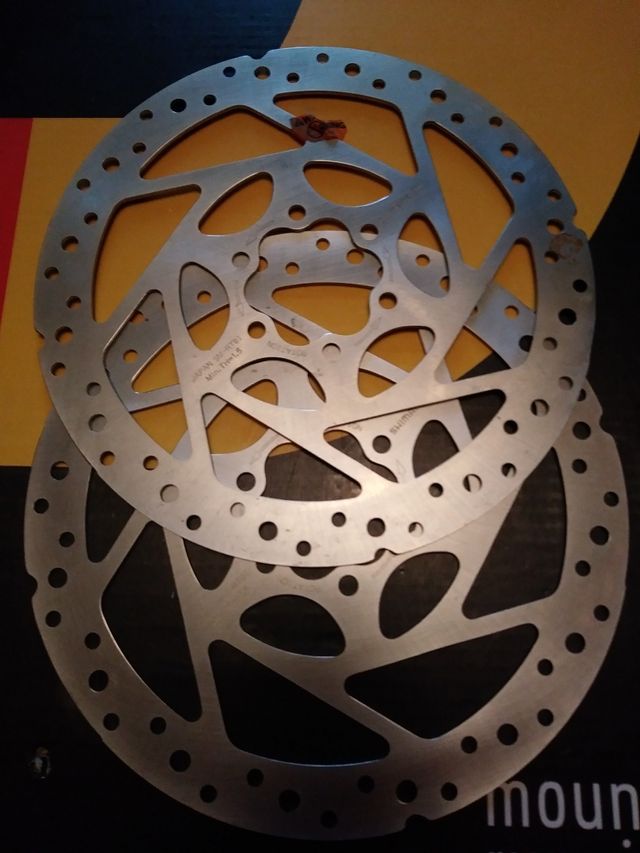 Freno delantero BL-M395 y dos discos SM-RT61 160mm