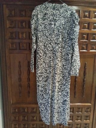 VESTIDO AJUSTABLE CON FRUNCES,XL.H&M, sin estrenar