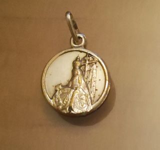 medalla plata sin cadena