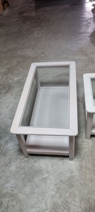 Mesa de centro y mesa auxiliar