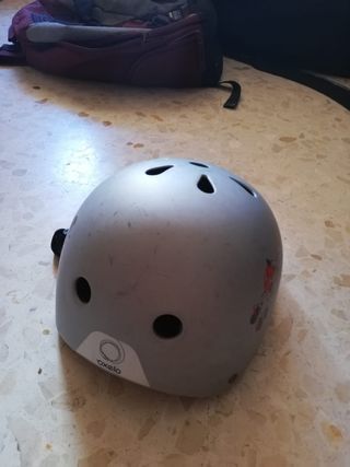 Casco Oxelo Patinaje