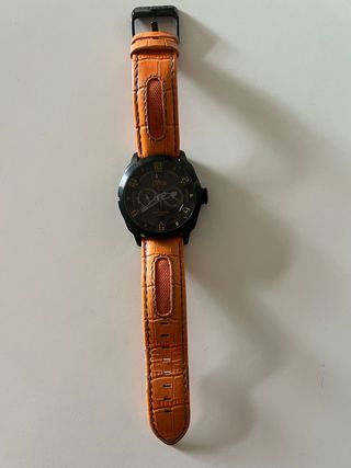 reloj lotus