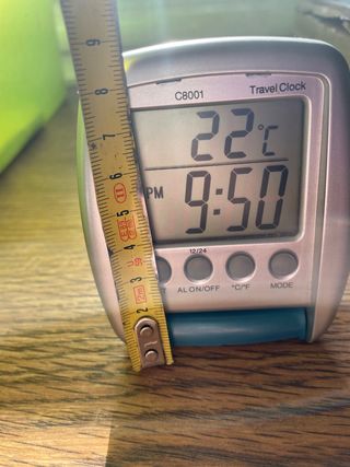 Reloj de sobremesa. rebajado.